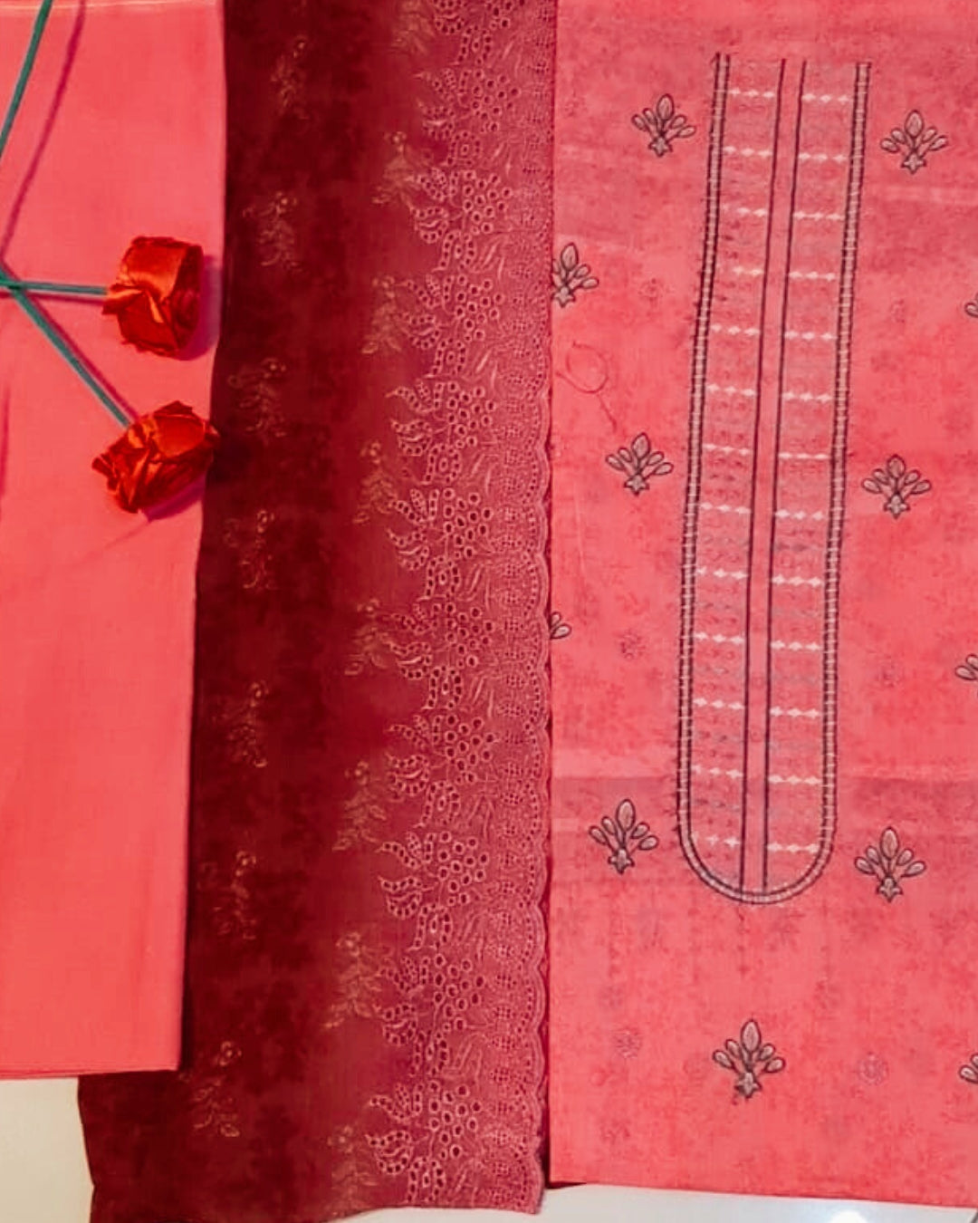 3 Piece - Embroidered Lawn Suit